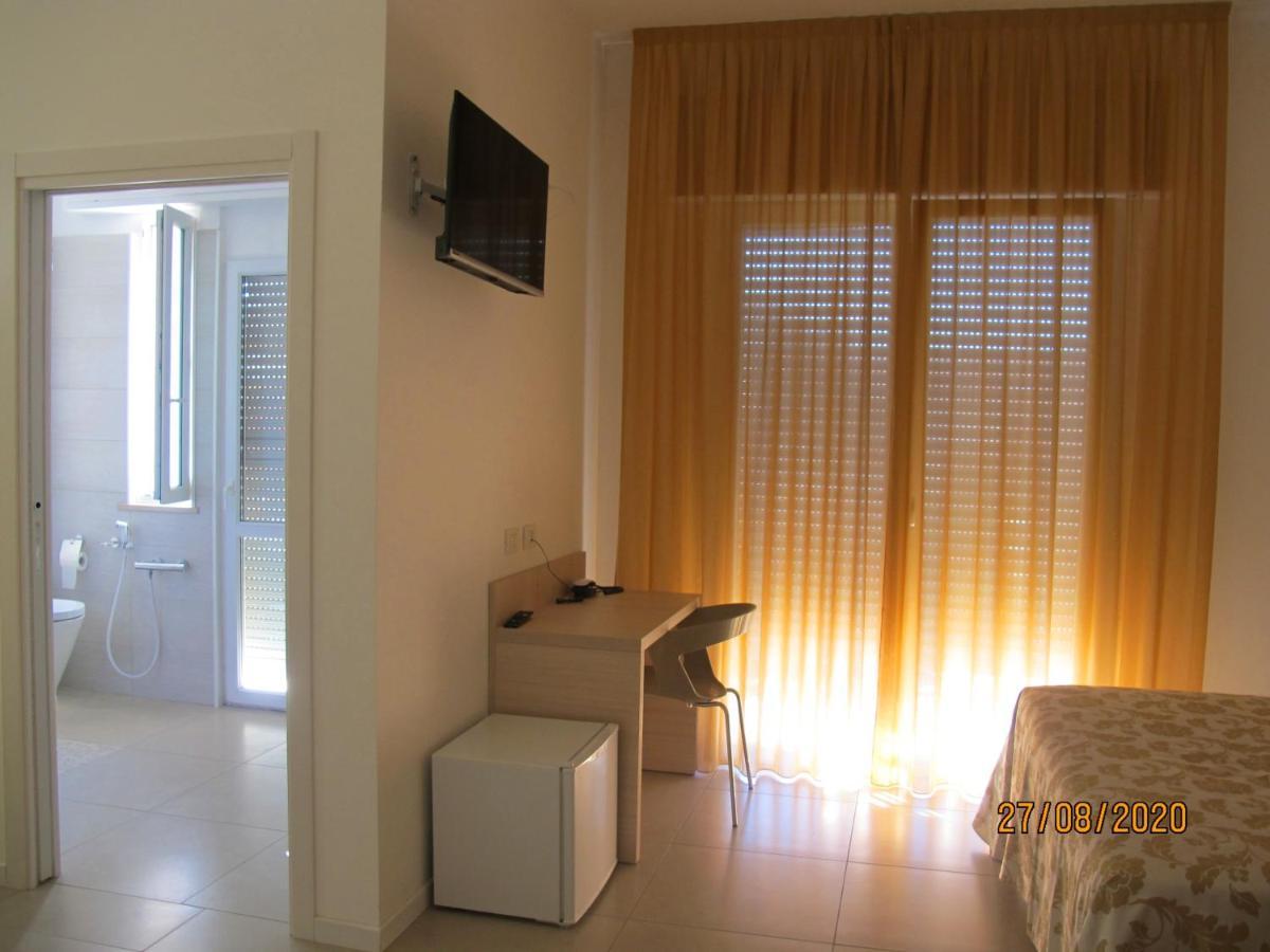 Santa Barbara Hotel & Apartments Bellaria-Igea Marina Eksteriør billede