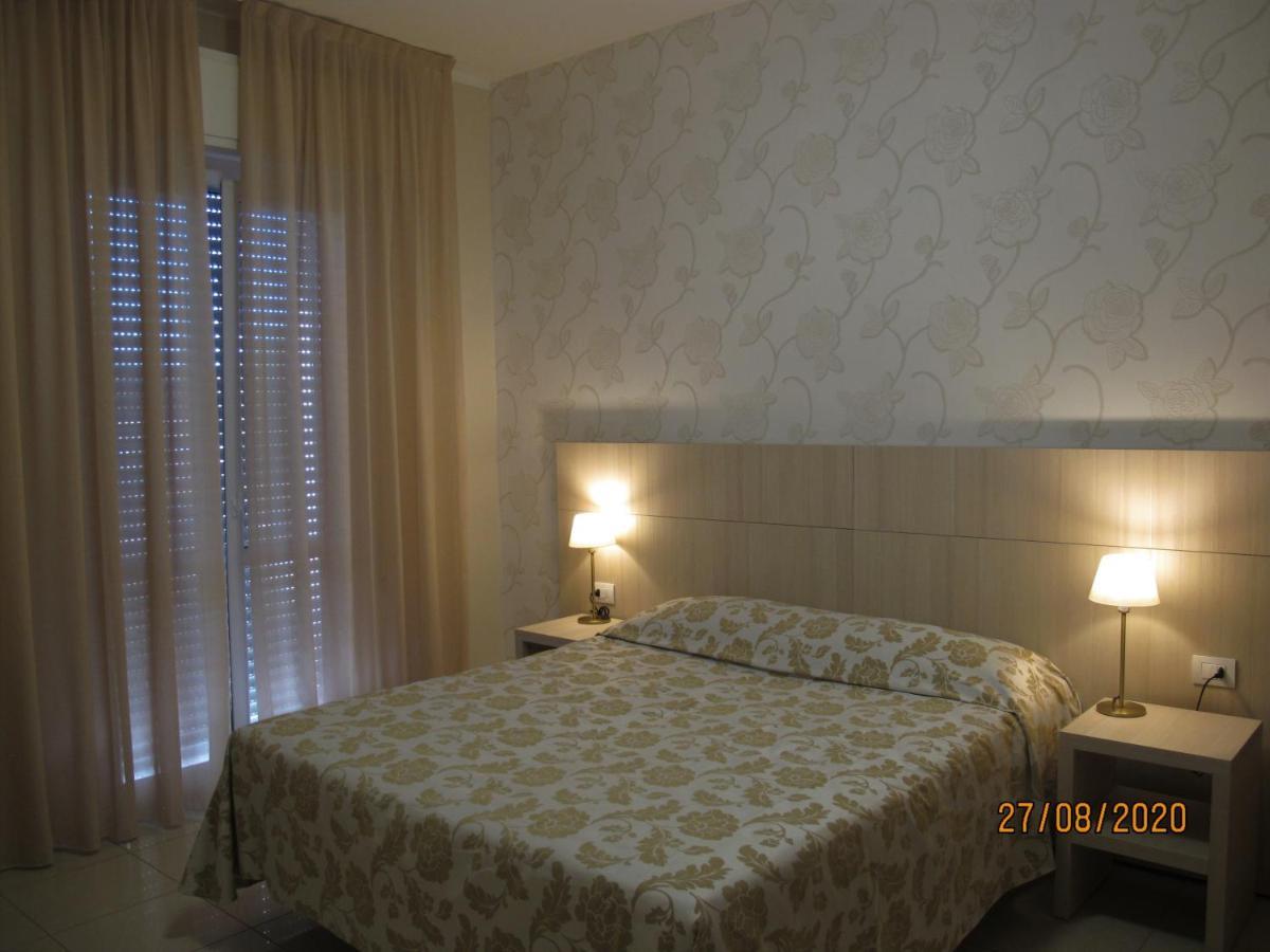 Santa Barbara Hotel & Apartments Bellaria-Igea Marina Eksteriør billede