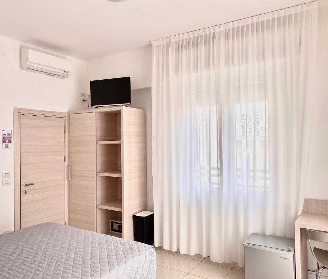 Santa Barbara Hotel & Apartments Bellaria-Igea Marina Eksteriør billede