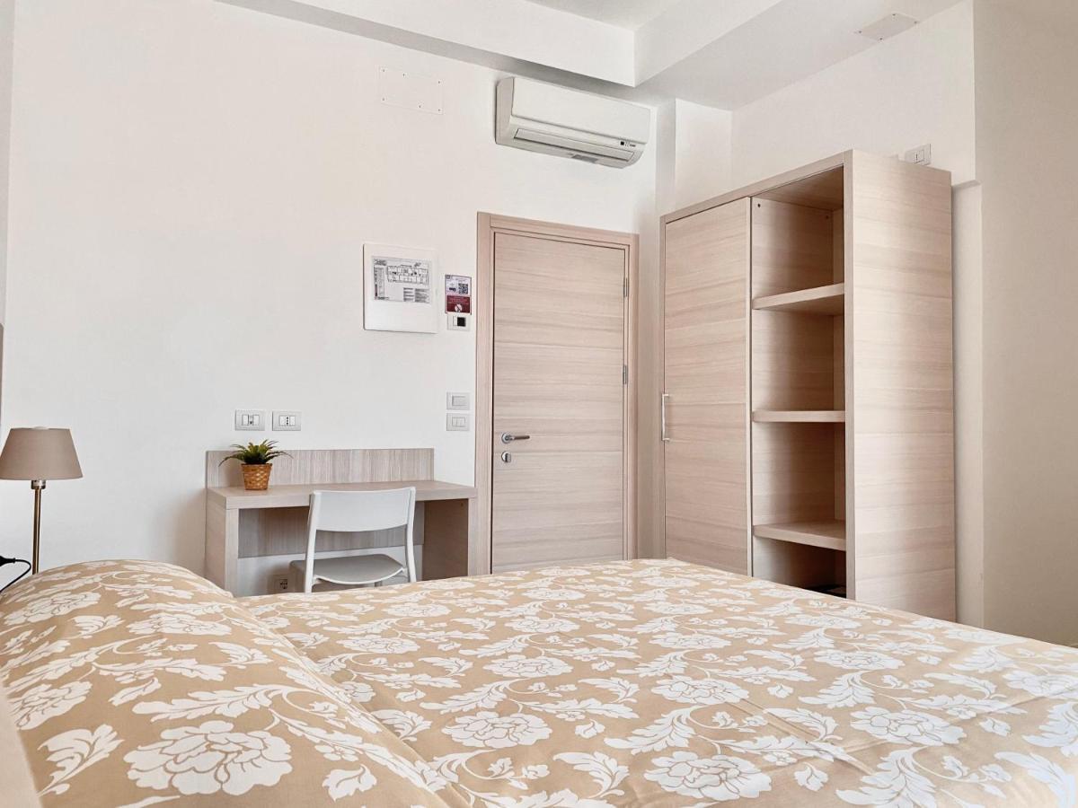Santa Barbara Hotel & Apartments Bellaria-Igea Marina Eksteriør billede