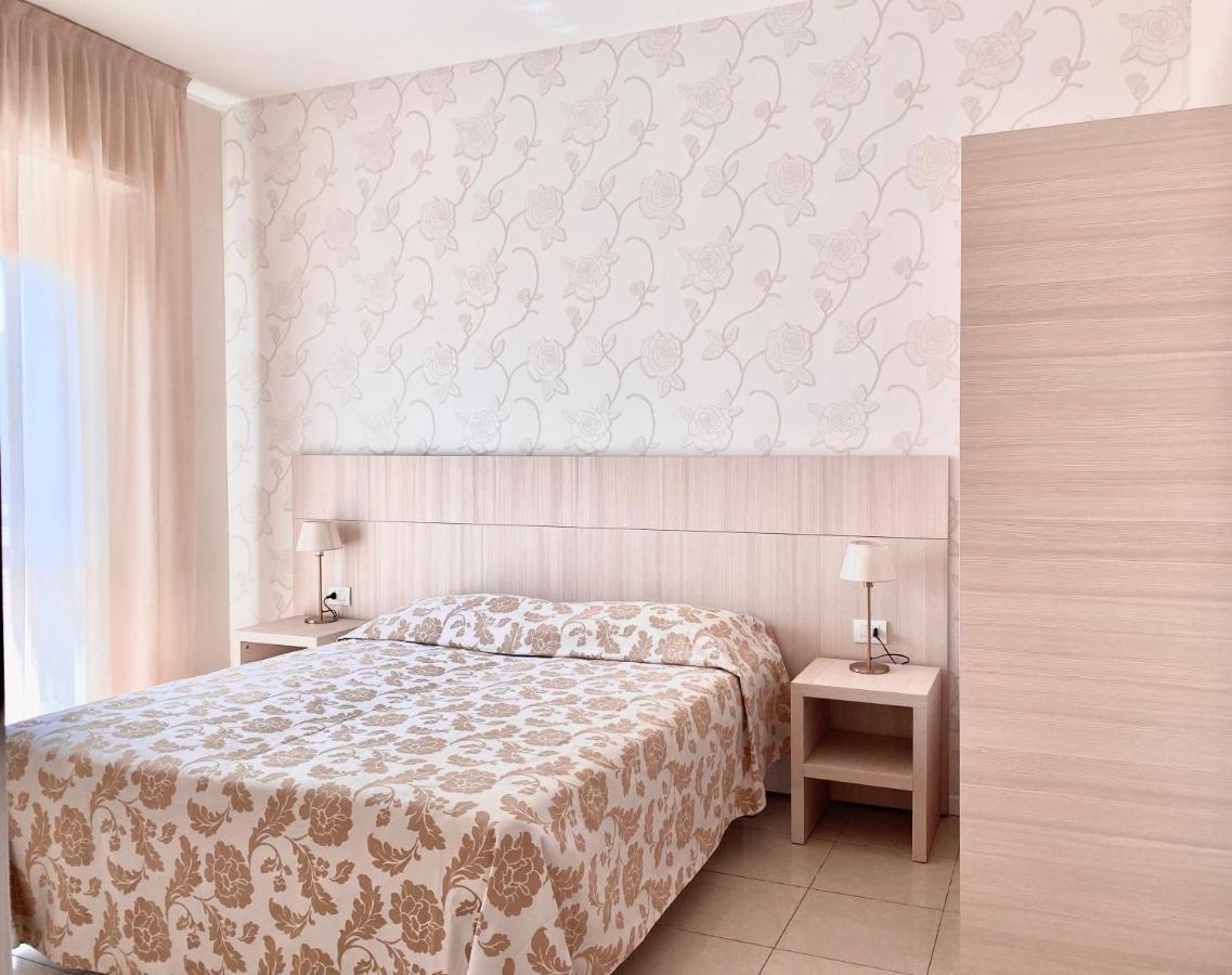 Santa Barbara Hotel & Apartments Bellaria-Igea Marina Eksteriør billede